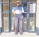 2 Toned Barrel Jeans